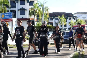 Runner Photo 1684375