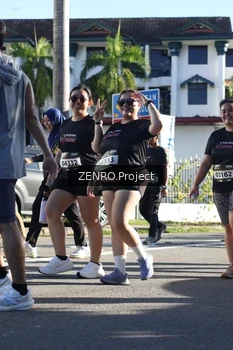 Runner Photo 1684379
