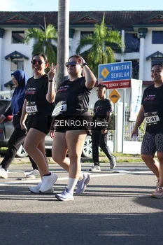 Runner Photo 1684385