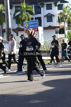 Runner Photo 1684392