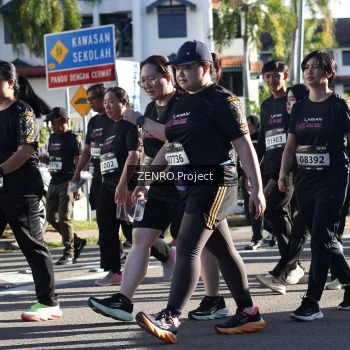 Runner Photo 1684400