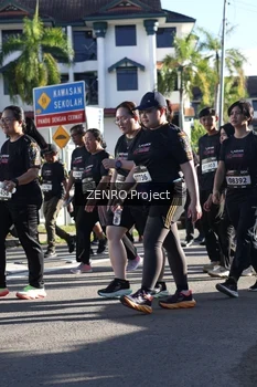Runner Photo 1684401