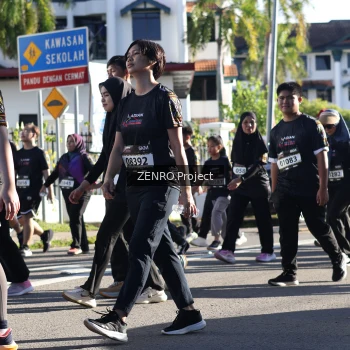 Runner Photo 1684402