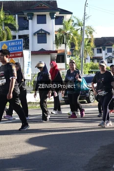 Runner Photo 1684406