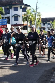 Runner Photo 1684412