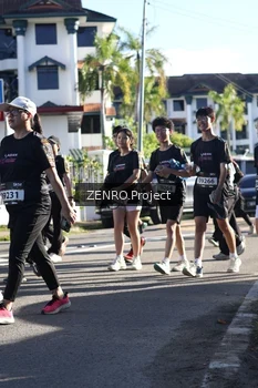 Runner Photo 1684414