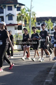 Runner Photo 1684415