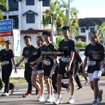 Runner Photo 1684416
