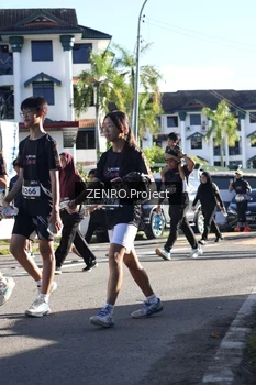 Runner Photo 1684421