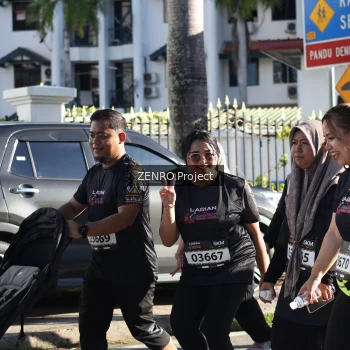 Runner Photo 1684422