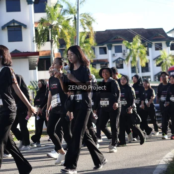 Runner Photo 1684447