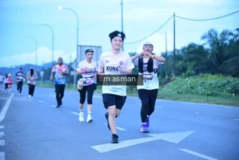 Runner Photo 1684475