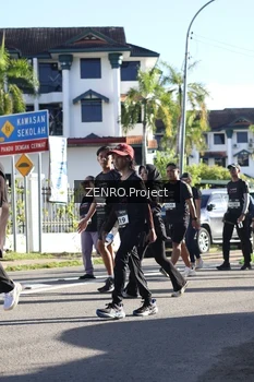 Runner Photo 1684480