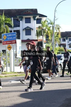 Runner Photo 1684483