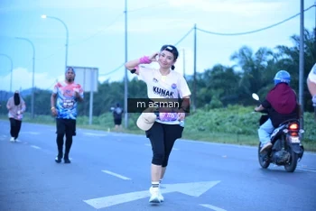 Runner Photo 1684486