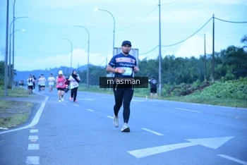 Runner Photo 1684500