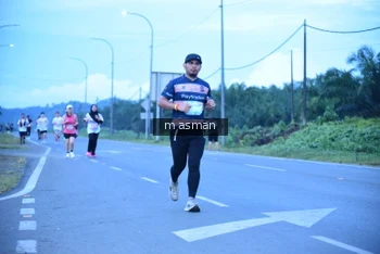 Runner Photo 1684504
