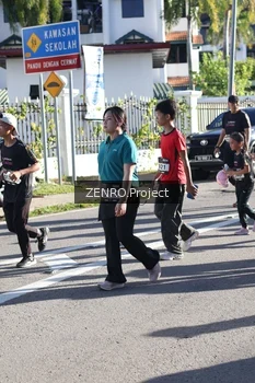 Runner Photo 1684510