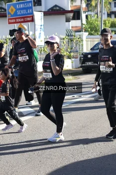 Runner Photo 1684521