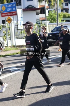 Runner Photo 1684524