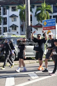 Runner Photo 1684547