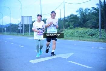 Runner Photo 1684559
