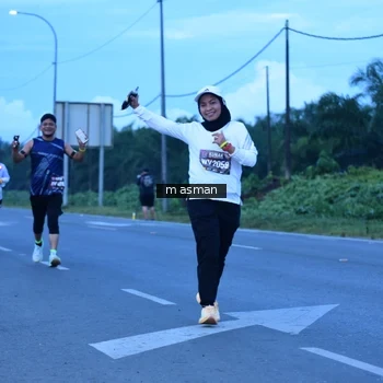 Runner Photo 1684594