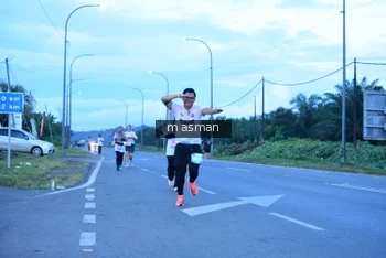 Runner Photo 1684684
