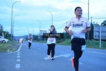 Runner Photo 1684685