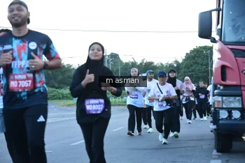 Runner Photo 1684784