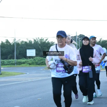 Runner Photo 1684785