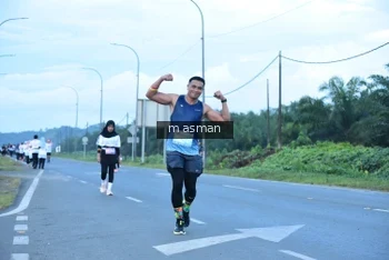 Runner Photo 1684818
