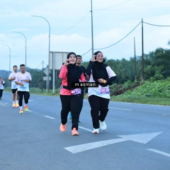 Runner Photo 1684845