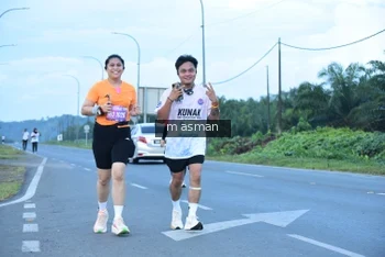Runner Photo 1684882