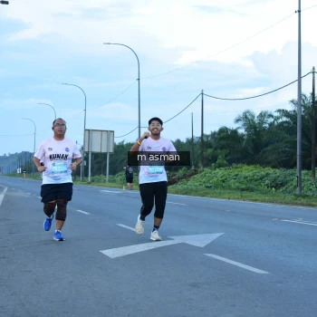 Runner Photo 1684904