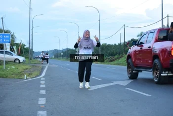 Runner Photo 1684927