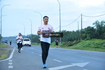 Runner Photo 1684980