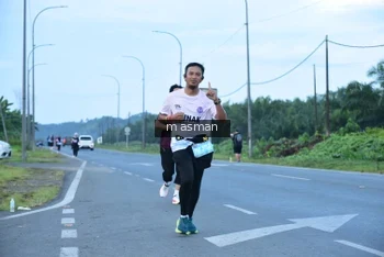 Runner Photo 1684983