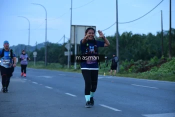Runner Photo 1685058