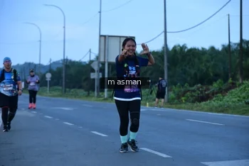 Runner Photo 1685060