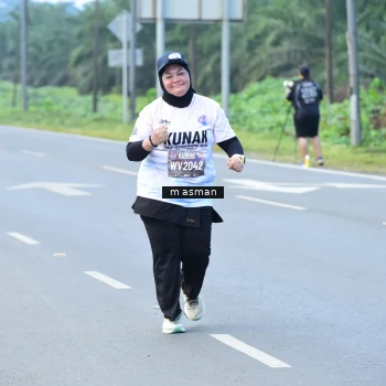 Runner Photo 1685366