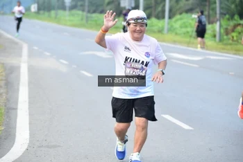 Runner Photo 1685410