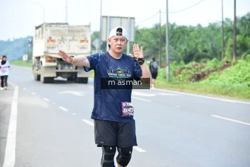 Runner Photo 1685464