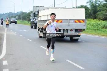 Runner Photo 1685491