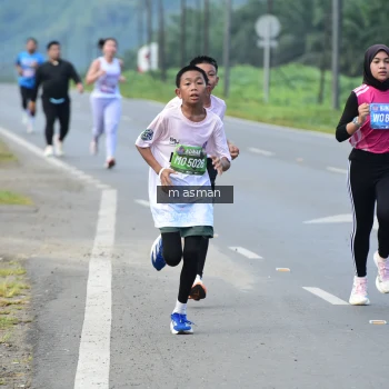 Runner Photo 1685522