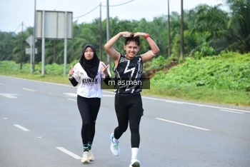Runner Photo 1685588