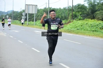 Runner Photo 1685644