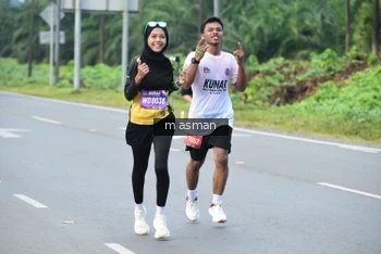 Runner Photo 1685646