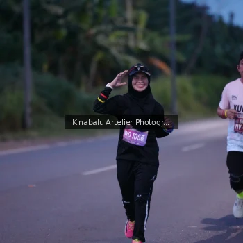 Runner Photo 1685740