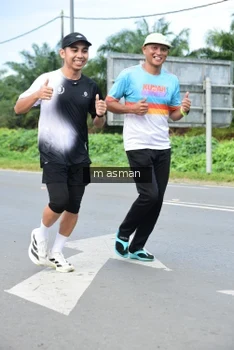 Runner Photo 1685866